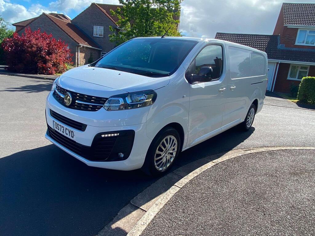 Vauxhall Vivaro Panel Van 2.0 Turbo D 3100 Pro L2 H1 Euro 6 (s/s) 6dr