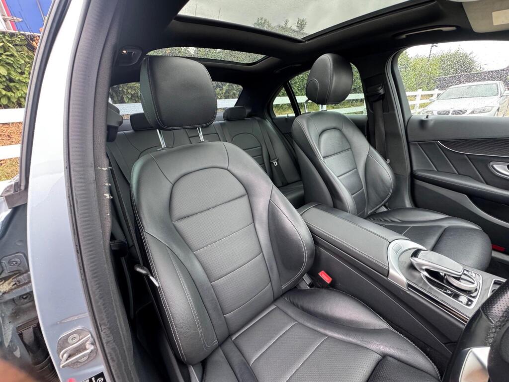Mercedes-Benz C Class 2.1 C220d AMG Line (Premium) 7G-Tronic+ Euro 6 (s/s) 4dr thumbnail 14
