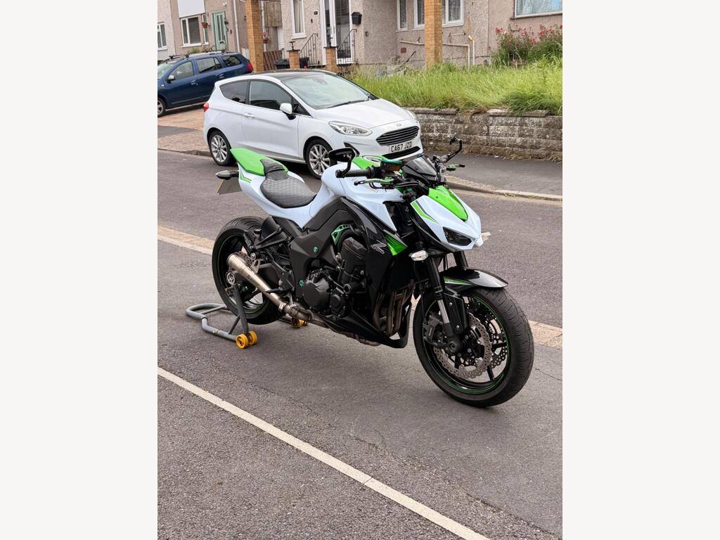 Kawasaki Z1000