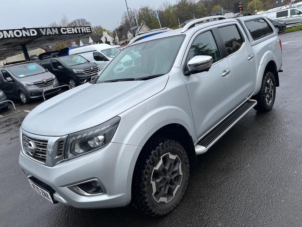 Nissan Navara Pickup 2.3 dCi Tekna Auto 4WD Euro 6 4dr