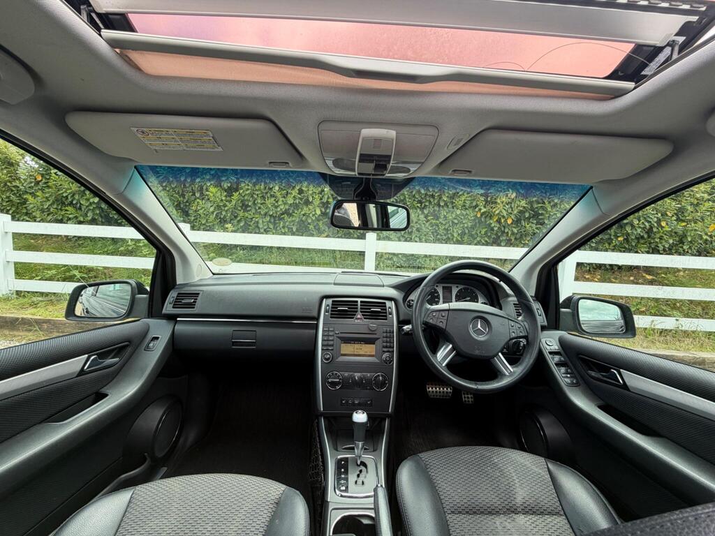 2011 Mercedes-Benz B Class thumbnail 13