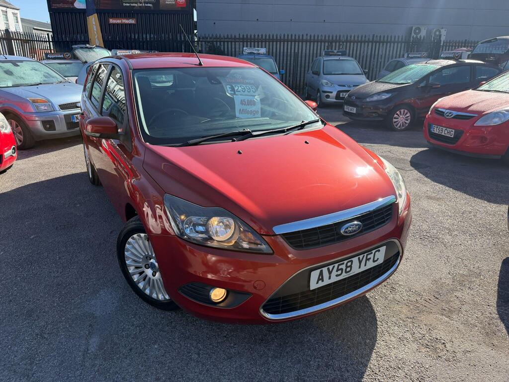 Ford Focus Estate 1.8 Titanium 5dr
