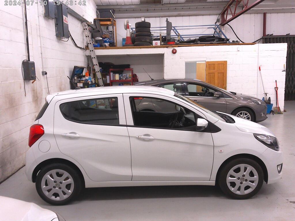 Vauxhall Viva Hatchback 1.0i SE Euro 6 5dr (a/c)