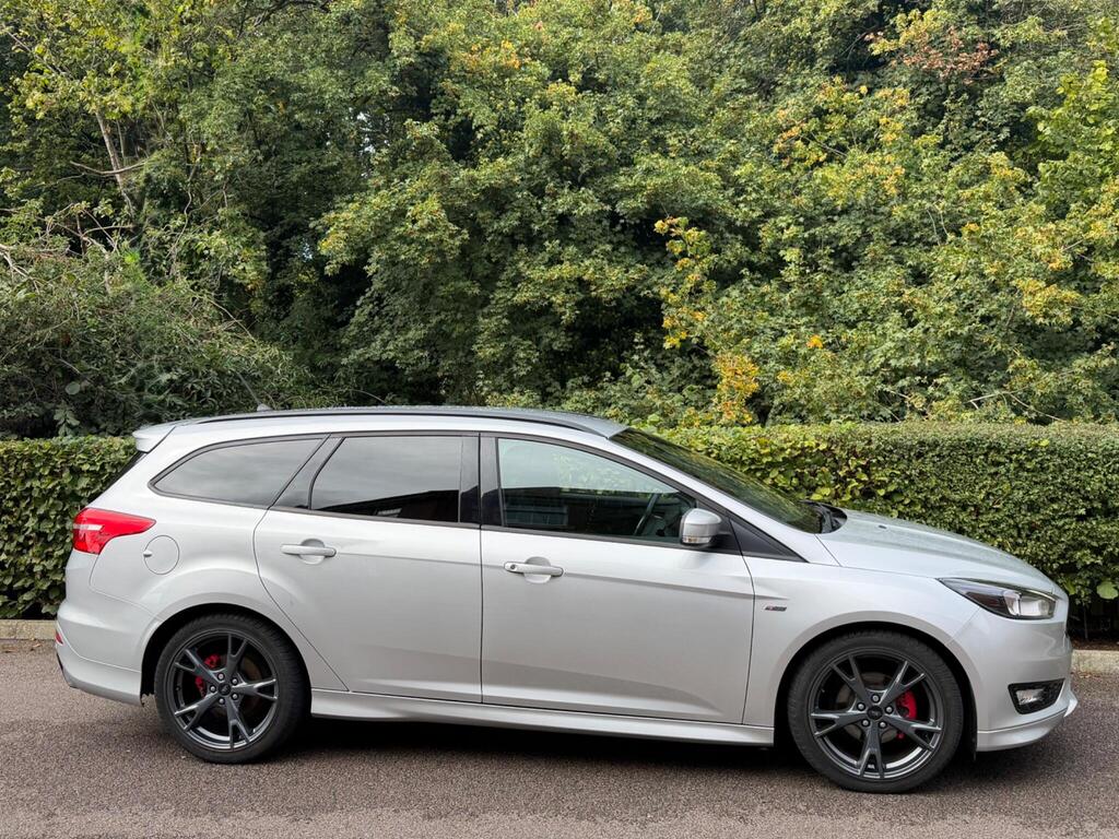 Ford Focus Estate 1.0T EcoBoost ST-Line X Euro 6 (s/s) 5dr