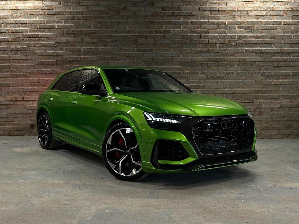 Audi RSQ8