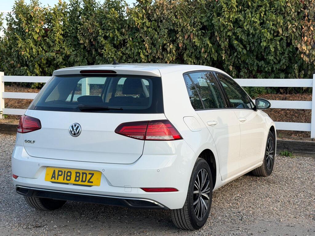 2018 Volkswagen Golf thumbnail 13