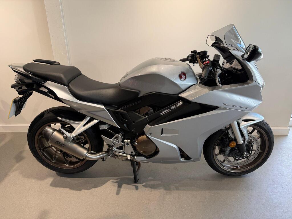 Honda VFR800