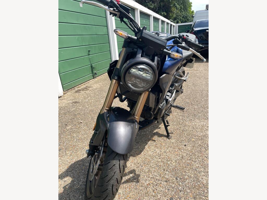 Honda CBF300