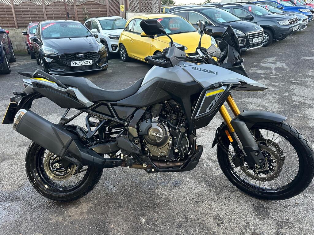 Suzuki V-Strom 800