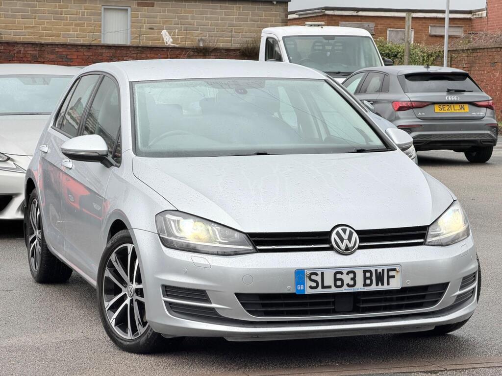 Volkswagen Golf Hatchback 2.0 TDI BlueMotion Tech SE DSG Euro 5 (s/s) 5dr