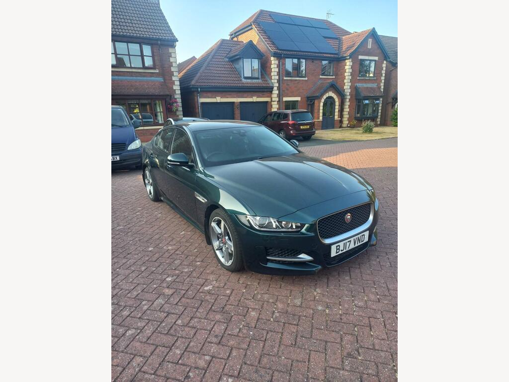 Jaguar XE