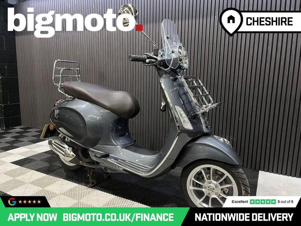 Piaggio Vespa Primavera 125
