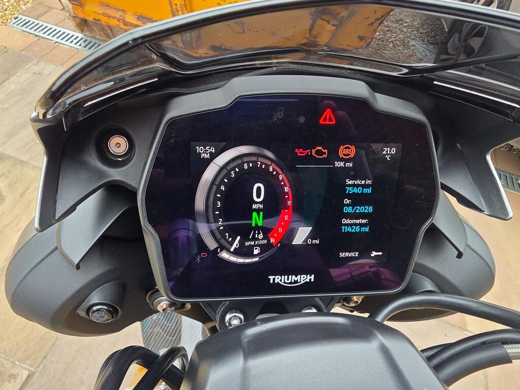 Triumph Speed Triple 1200