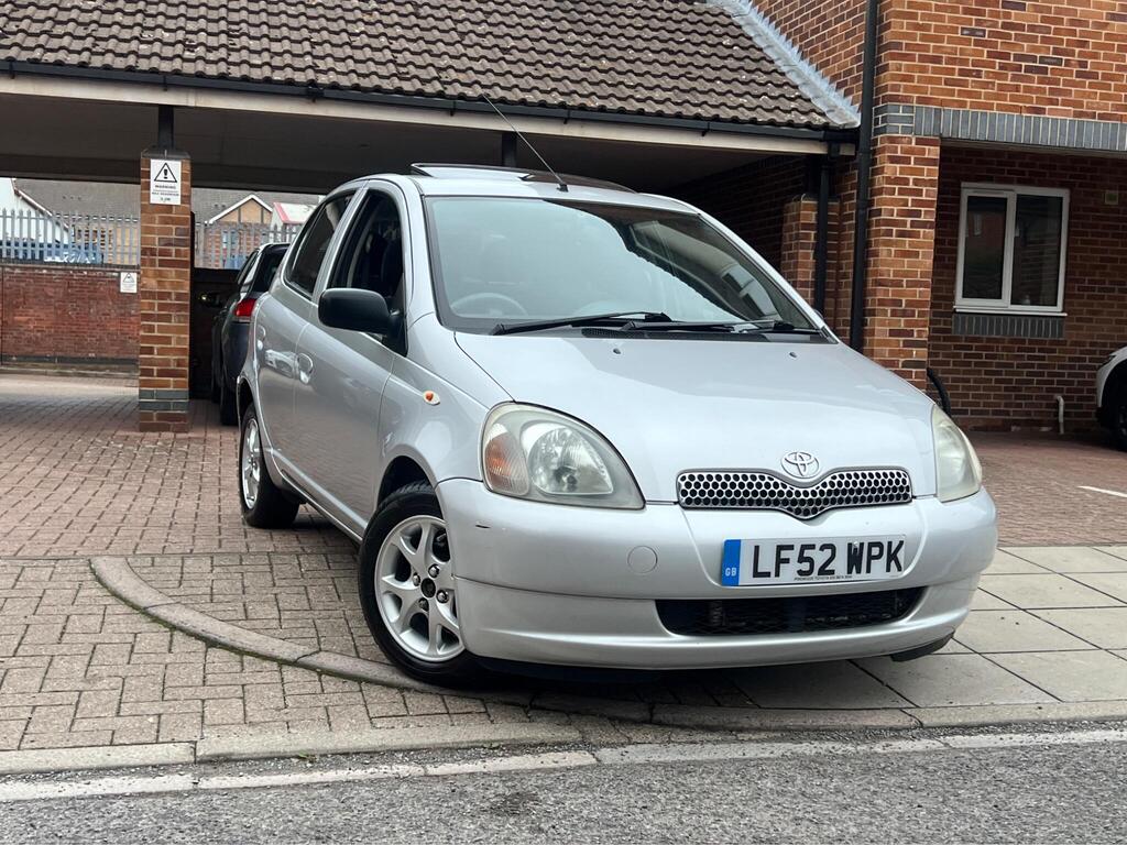 Toyota Yaris Hatchback 1.3 VVT-i 16v CDX 5dr