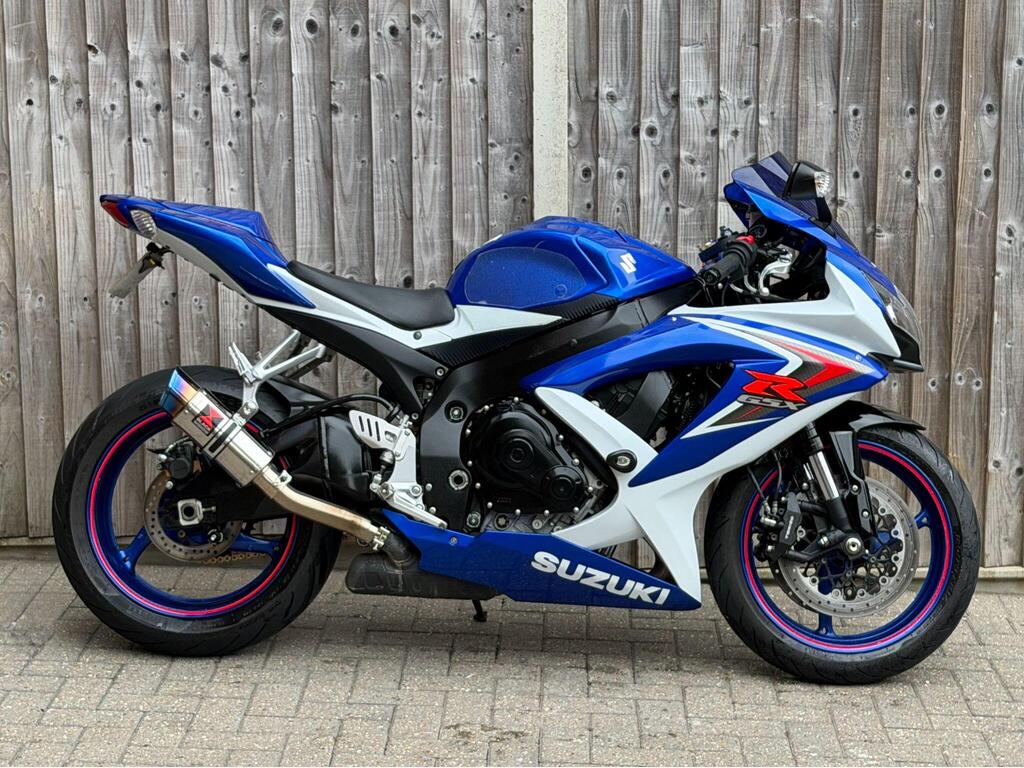 Suzuki GSX-R750