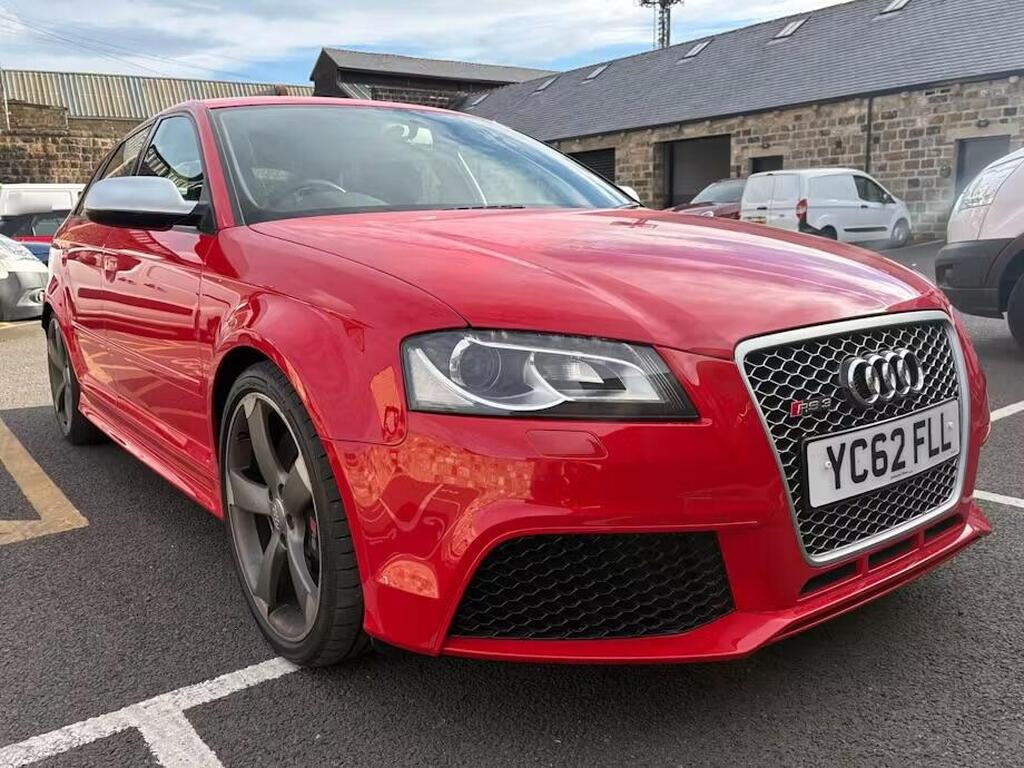 Audi RS3 Hatchback 2.5 TFSI Sportback S Tronic quattro Euro 5 5dr