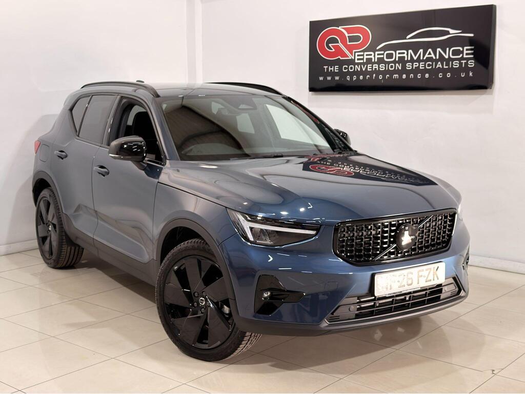 Volvo XC40 SUV 2.0 B3 MHEV Plus Black Edition DCT Auto Euro 6 (s/s) 5dr
