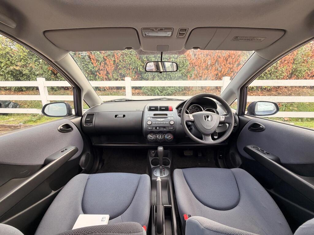 2004 Honda Jazz thumbnail 23