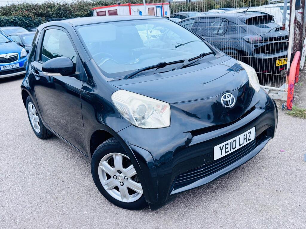 Toyota iQ