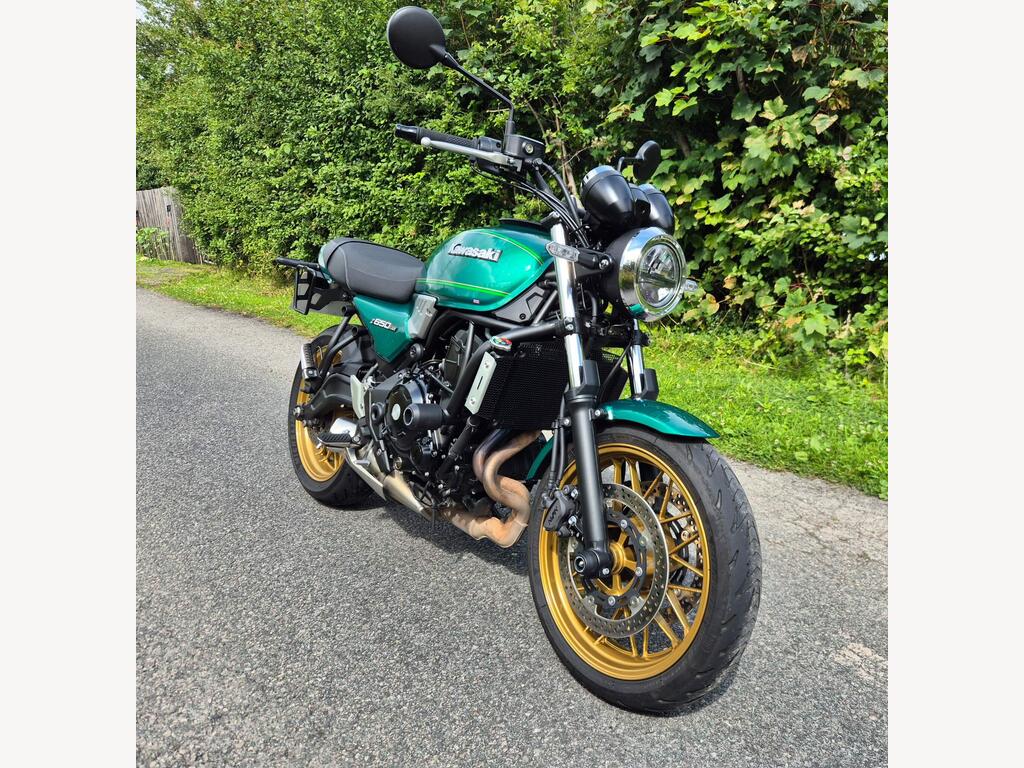 Kawasaki Z650 RS