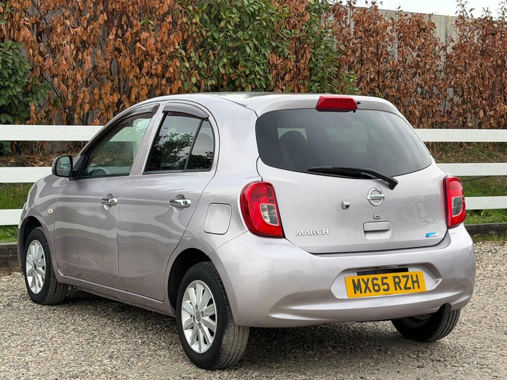 2015 Nissan Micra thumbnail 9