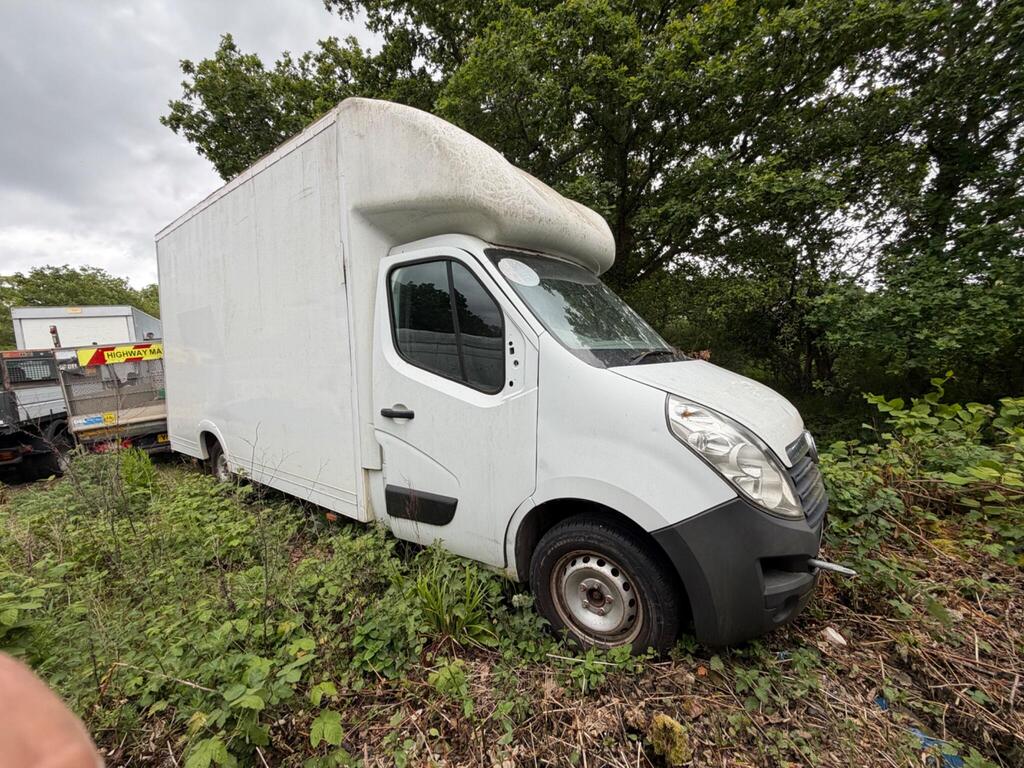 Vauxhall Movano Chassis Cab 2.3 CDTi 3500 Platform Cab FWD L3 H1 Euro 5 2dr