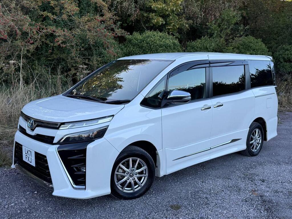 Toyota Voxy MPV 2021 Noah 1.8 Hybrid Auto 7 seater VVT-h