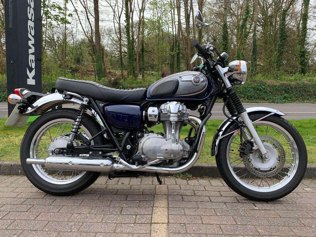 Kawasaki W800