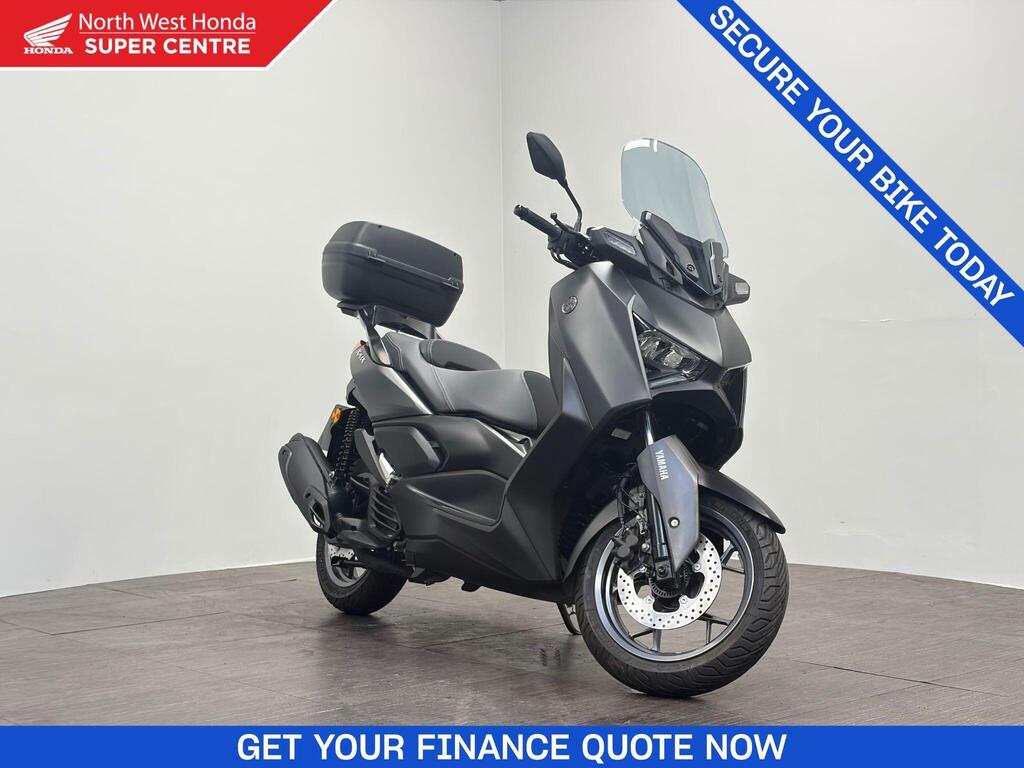 Yamaha XMAX 125