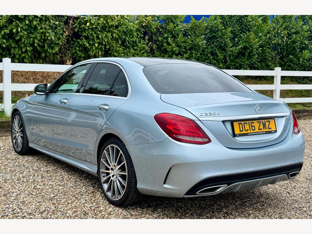Mercedes-Benz C Class 2.1 C220d AMG Line (Premium) 7G-Tronic+ Euro 6 (s/s) 4dr thumbnail 22