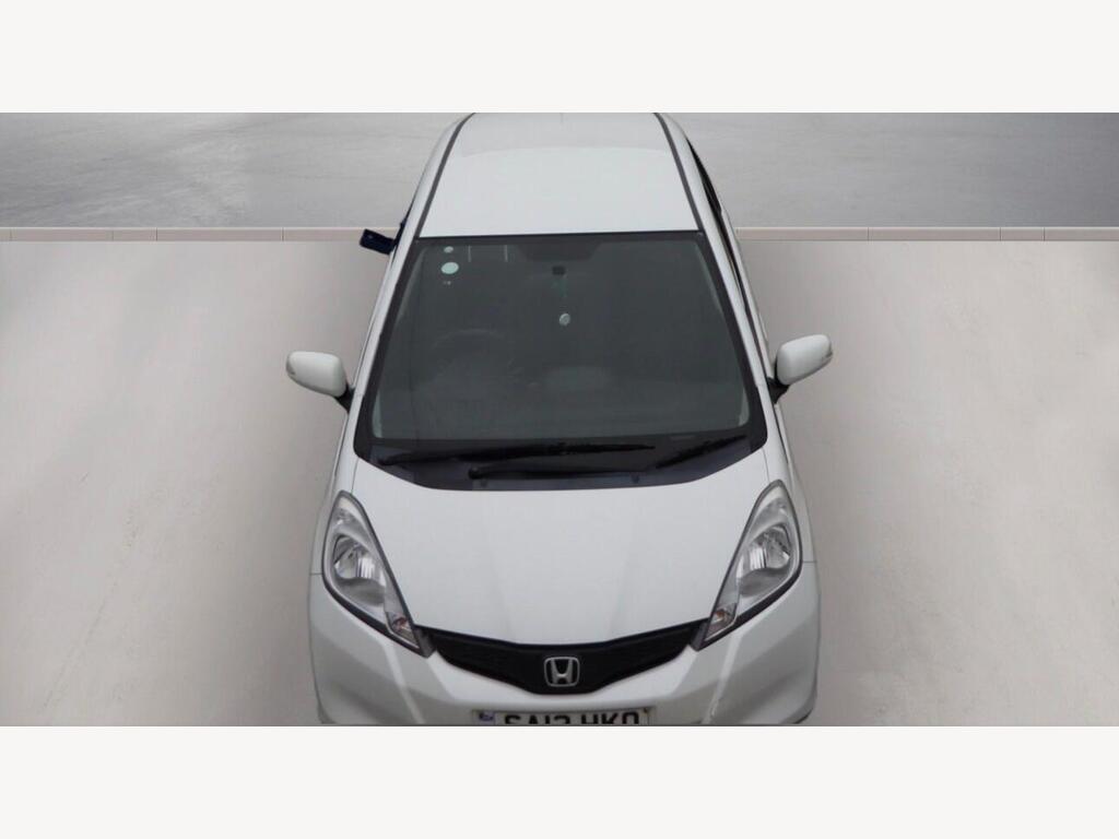 2013 Honda Jazz thumbnail 2