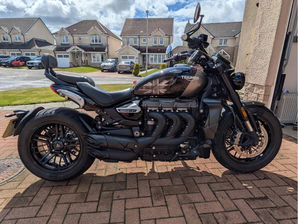 Triumph Rocket III