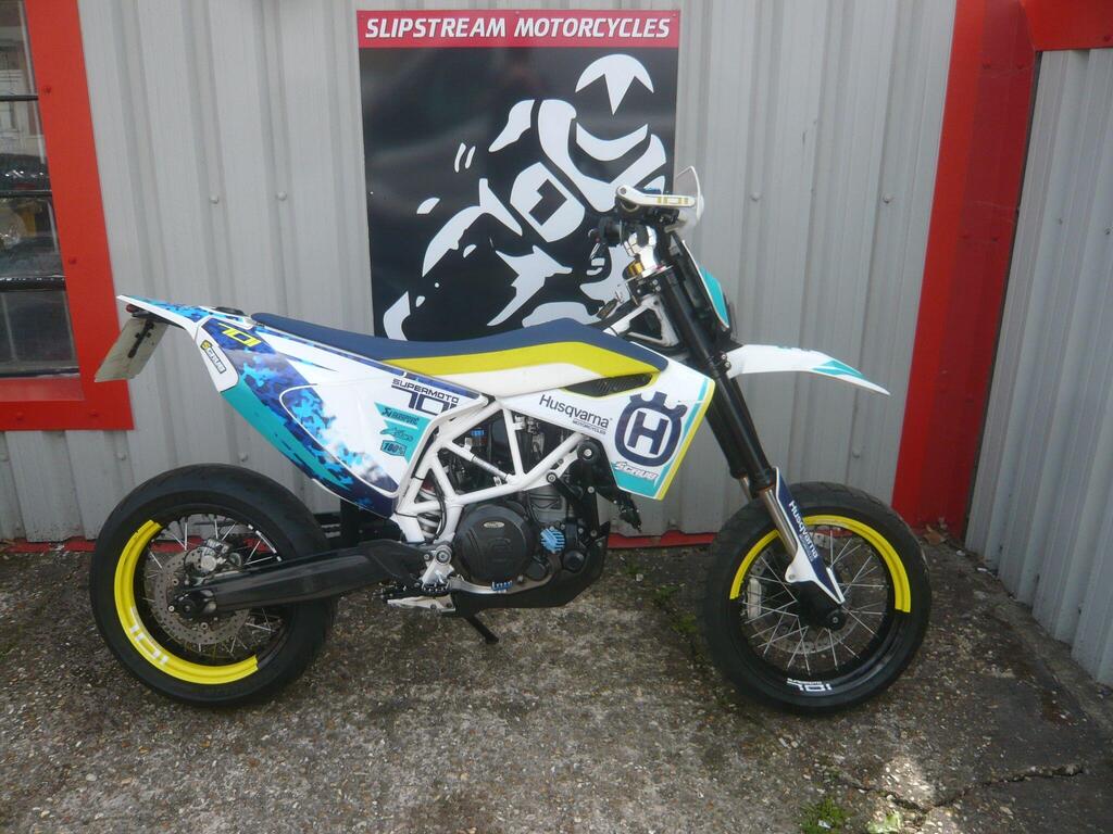 Husqvarna 701 Supermoto Super Moto 701 Euro 4