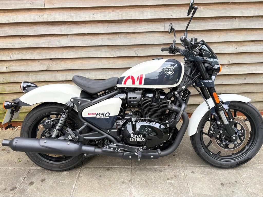 Royal Enfield Shotgun 650