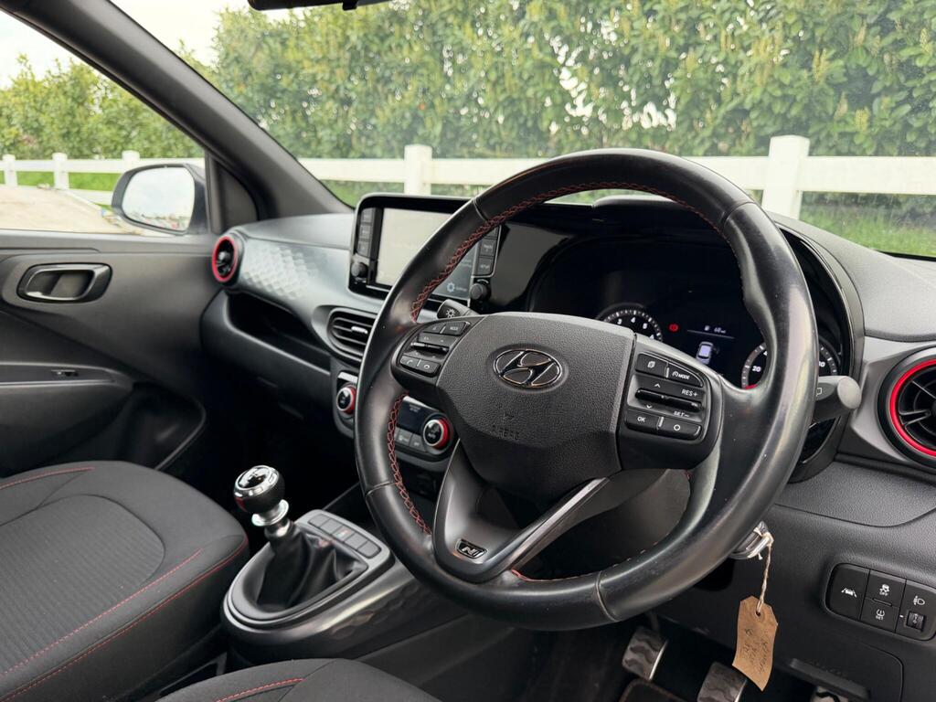 2022 Hyundai i10 thumbnail 15