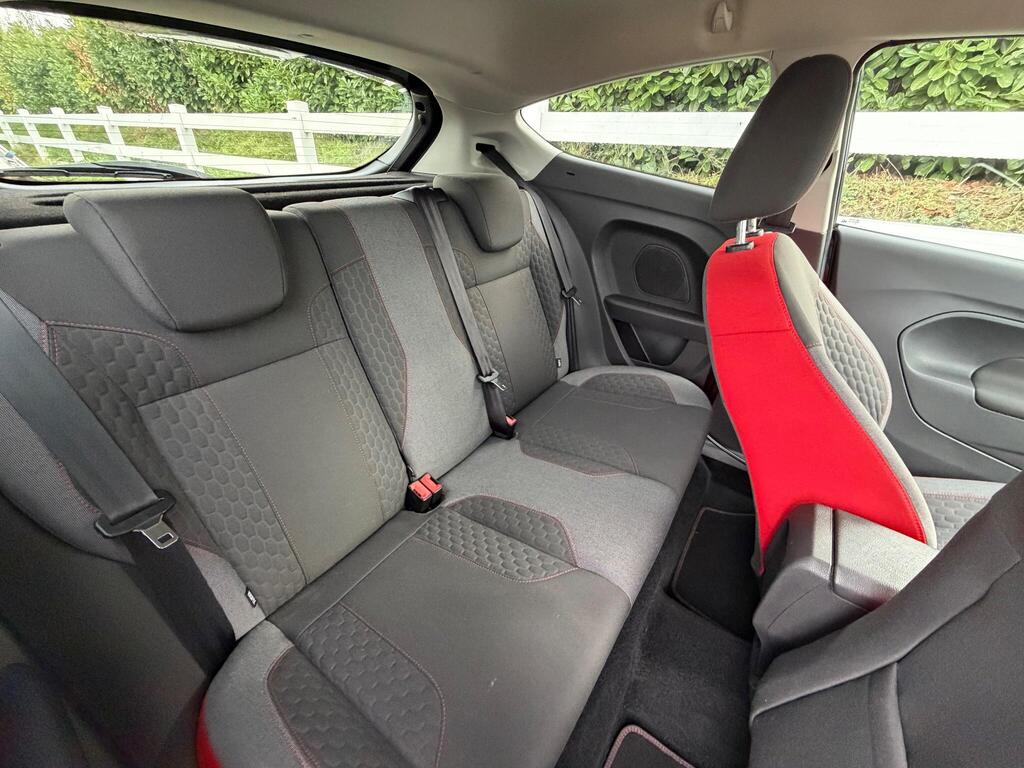 Ford Fiesta 1.0T EcoBoost Zetec S Euro 6 (s/s) 3dr thumbnail 13