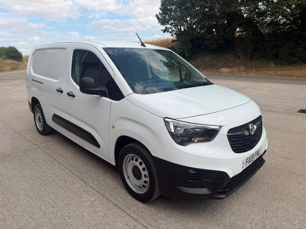 Vauxhall Combo Panel Van 1.5 Turbo D 2300 Edition L2 H1 Euro 6 (s/s) 6dr