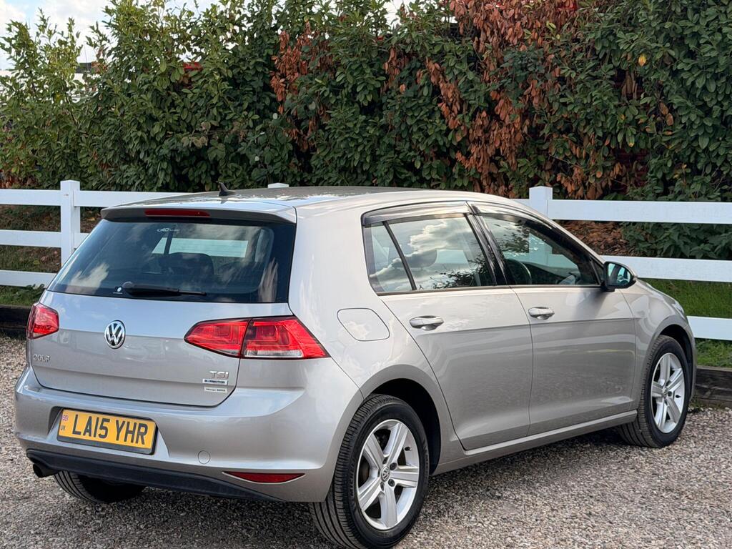 2015 Volkswagen Golf thumbnail 21