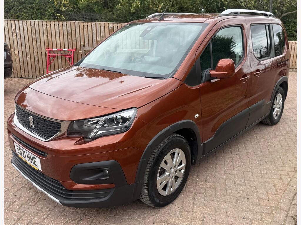 Peugeot RIFTER Unlisted Brand new conversion! Rare petrol automatic!
