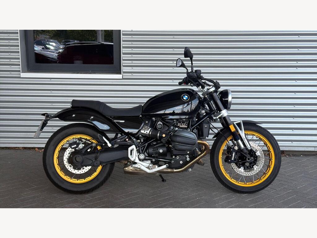 BMW R 12