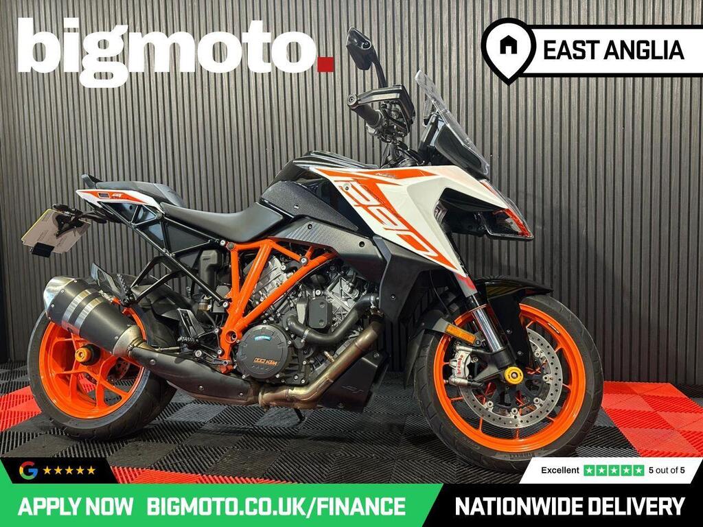 KTM 1290 Super Duke GT