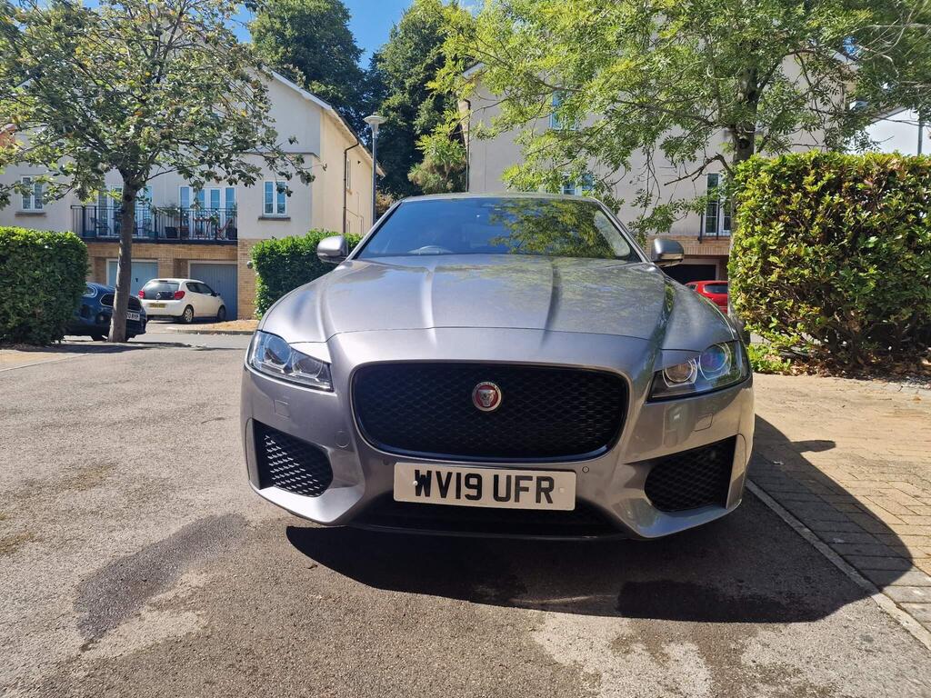 Jaguar XF