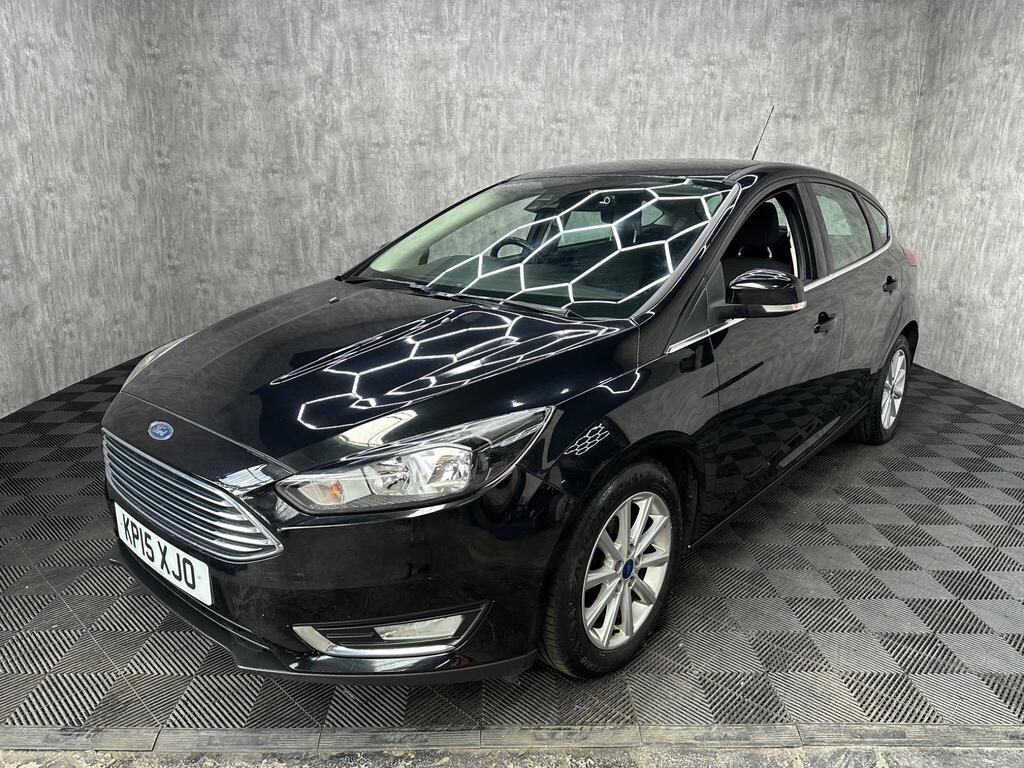 Ford Focus Hatchback 1.0T EcoBoost Titanium Euro 6 (s/s) 5dr