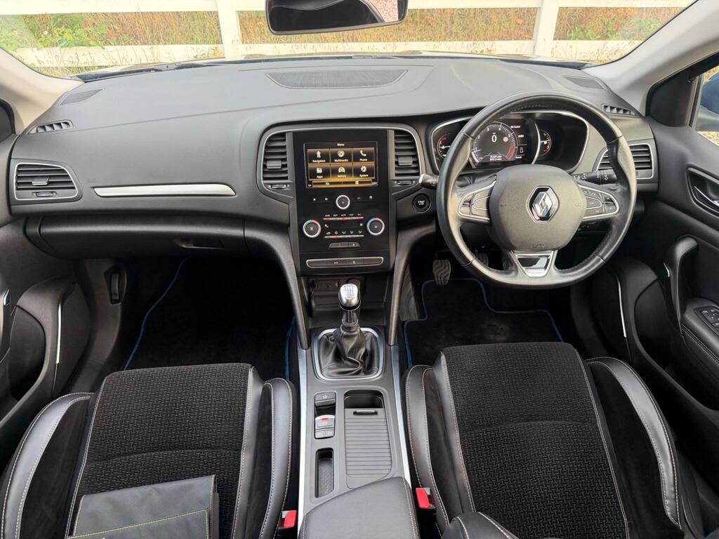 2016 Renault Megane thumbnail 2