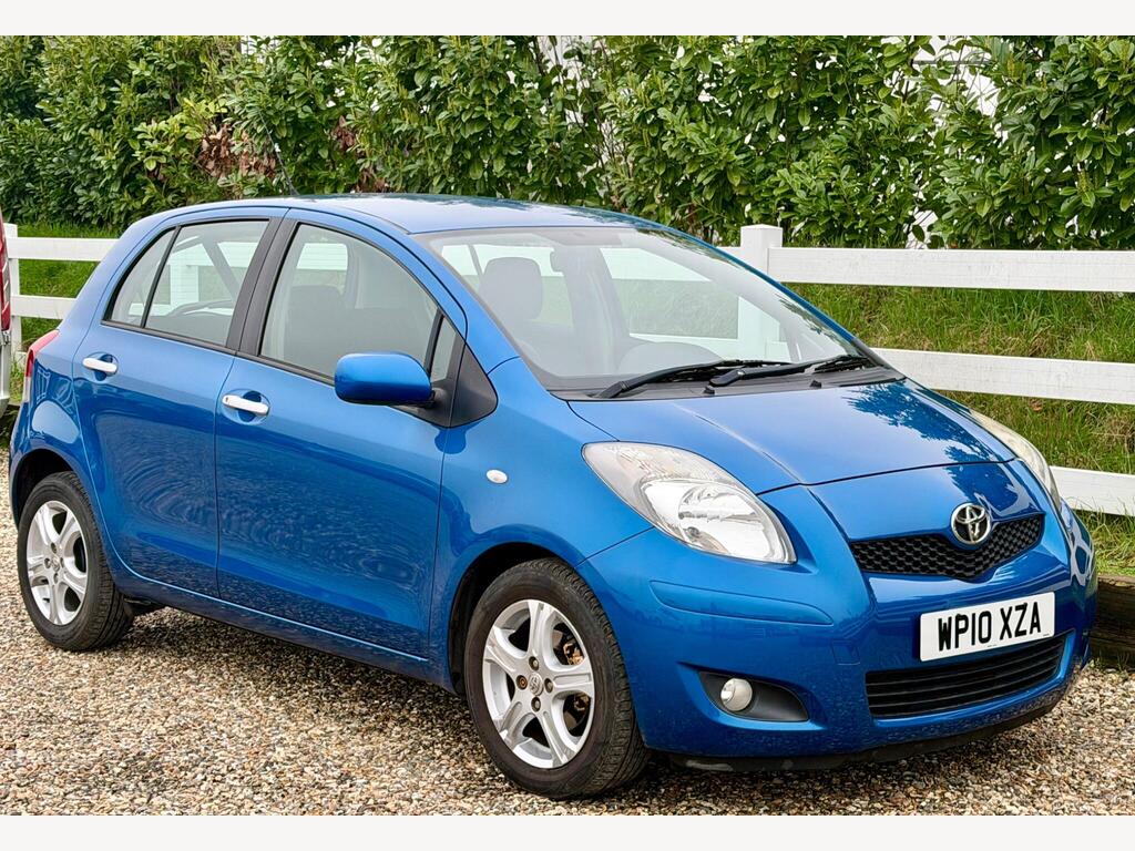 2010 Toyota Yaris thumbnail 7