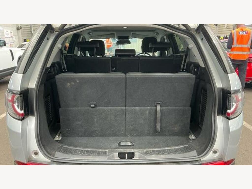 2016 Land Rover Discovery Sport thumbnail 13