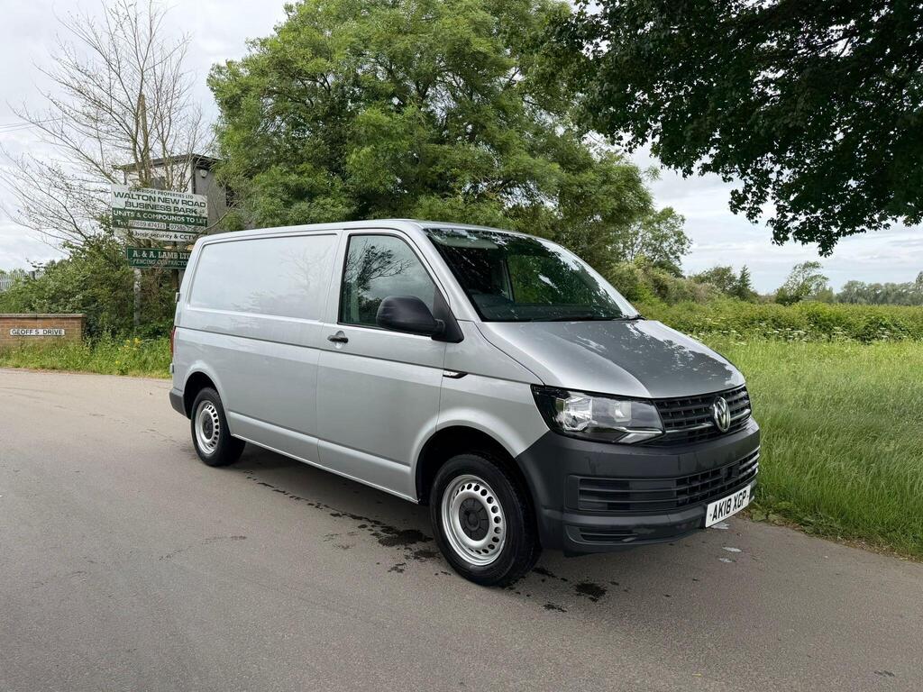Volkswagen Transporter Panel Van 2.0 TDI T28 BlueMotion Tech Startline FWD SWB Euro 6 (s/s) 5dr