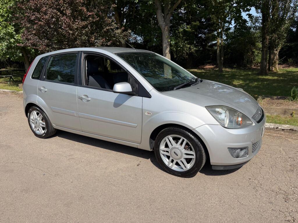 Ford Fiesta Hatchback 1.4 Ghia 5dr