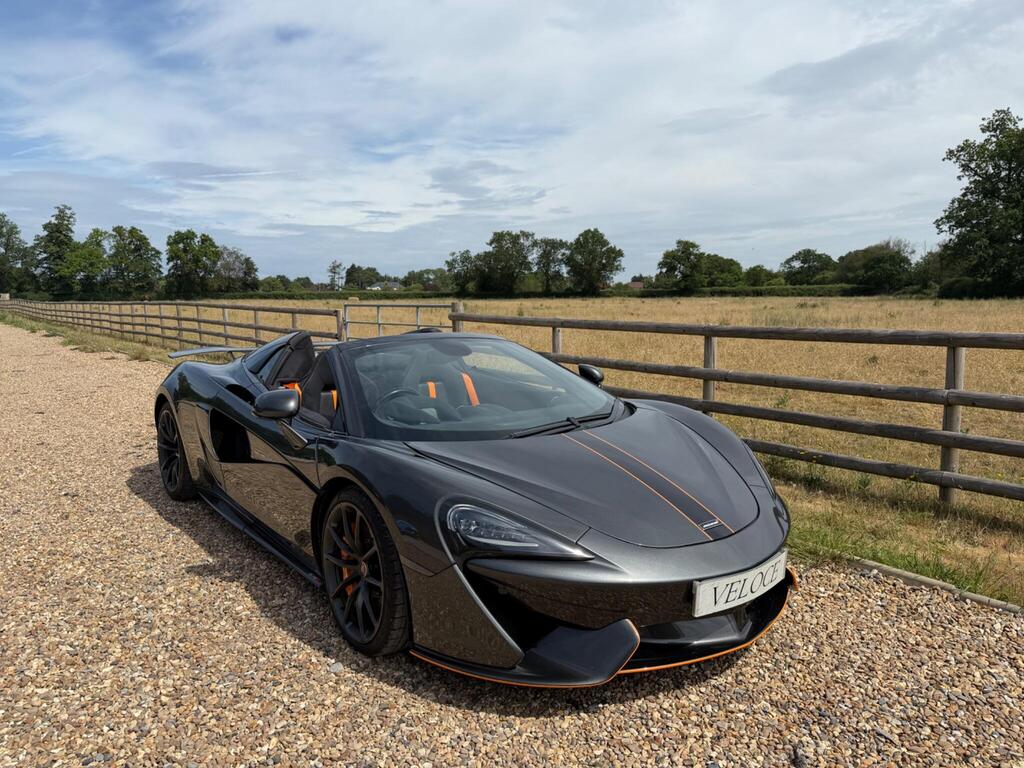 McLaren 570S