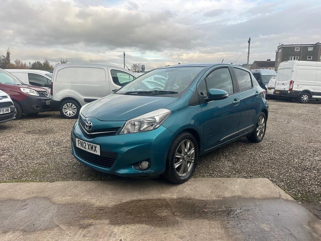 Toyota Yaris Hatchback 1.33 Dual VVT-i SR Euro 5 5dr